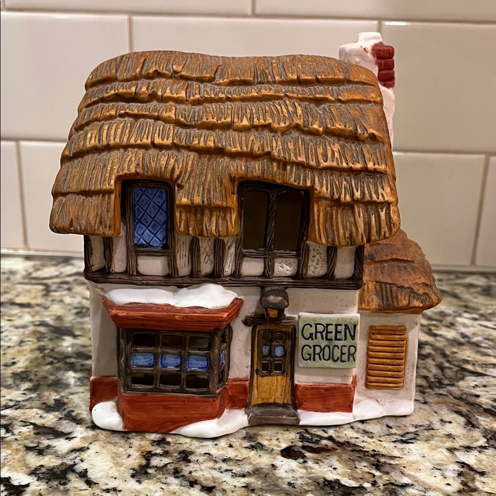 Department 56, Green Grocer, Dickens Village (65153)